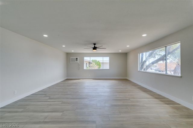 5901 Shawnee Avenue, Las Vegas, NV 89107