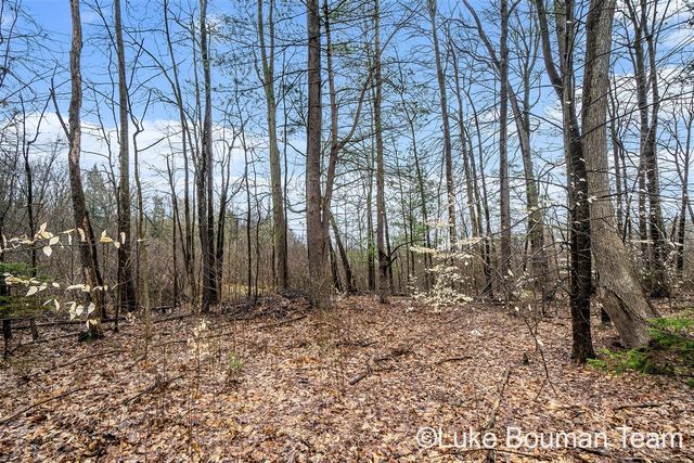 51957 Silver Lake Road, Grand Junction, MI 49056