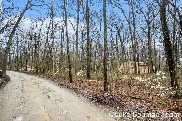 51957 Silver Lake Road, Grand Junction, MI 49056