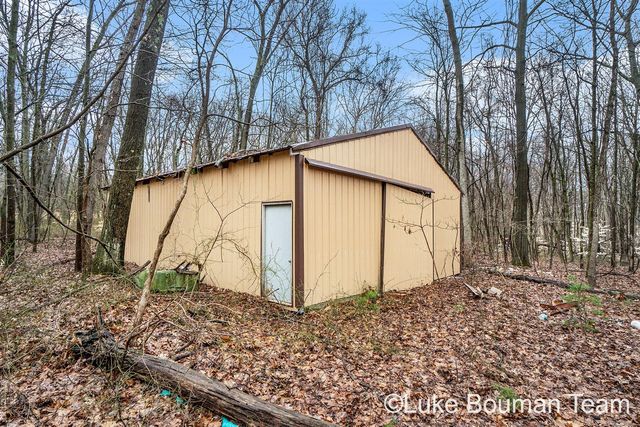 51957 Silver Lake Road, Grand Junction, MI 49056