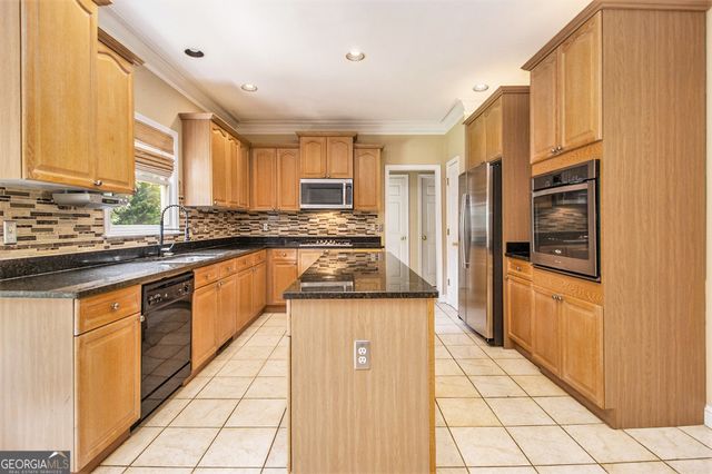 317 Saint Pauls Court, Stockbridge, GA 30281