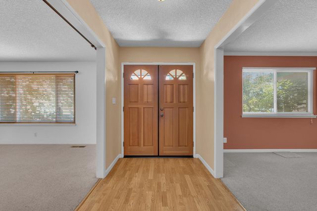 6805 N Backer, Fresno, CA 93710