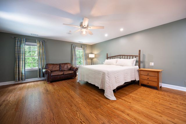 20 CARILLON CT, Wilmington, DE 19803