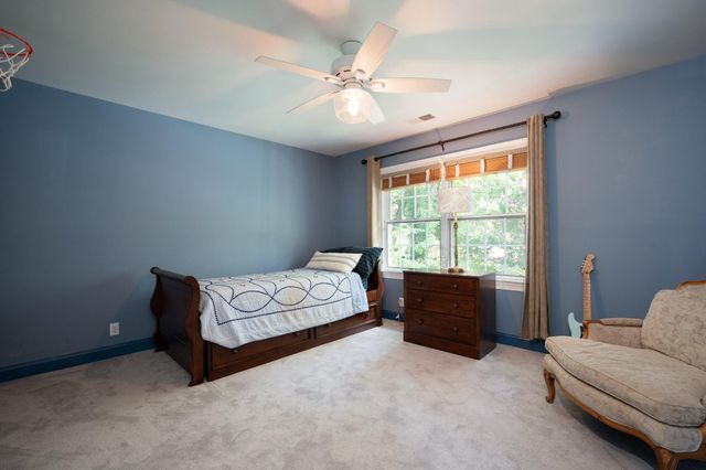 20 CARILLON CT, Wilmington, DE 19803