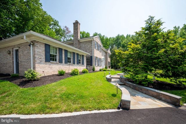 20 CARILLON CT, Wilmington, DE 19803