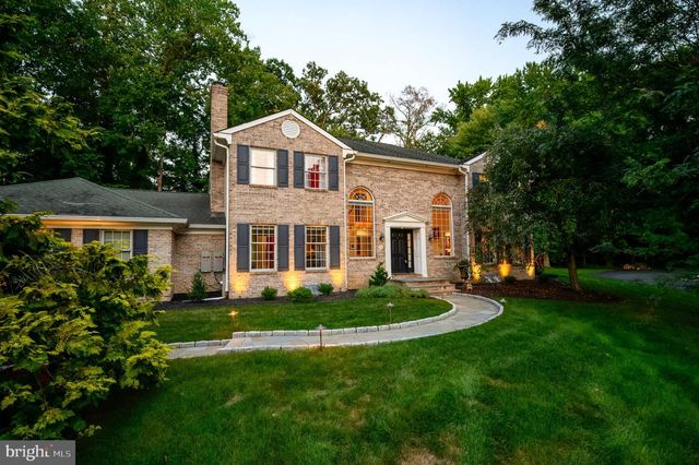 20 CARILLON CT, Wilmington, DE 19803