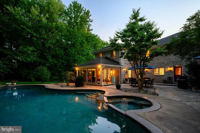 20 CARILLON CT, Wilmington, DE 19803