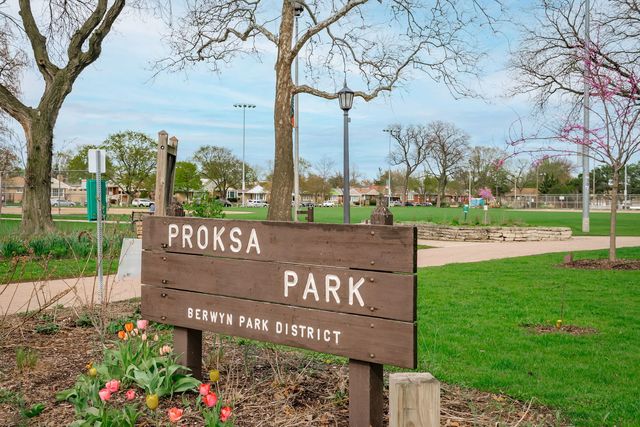 7023 29th Place, Berwyn, IL 60402