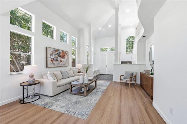 1573 Hemmingway Road, San Jose, CA 95132