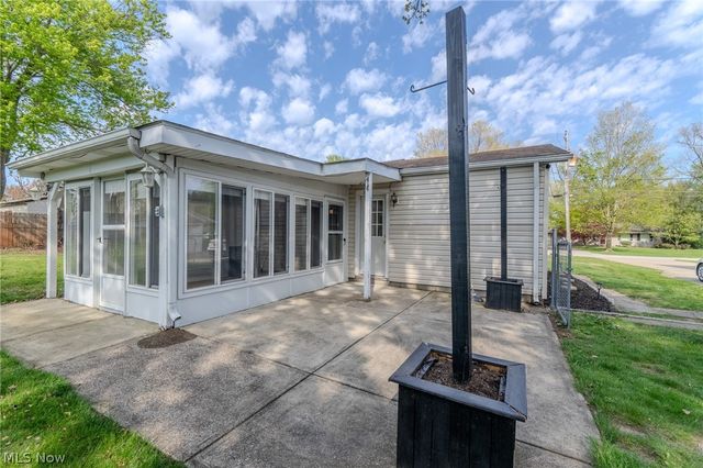 6426 Southgrove Road, Mentor, OH 44060