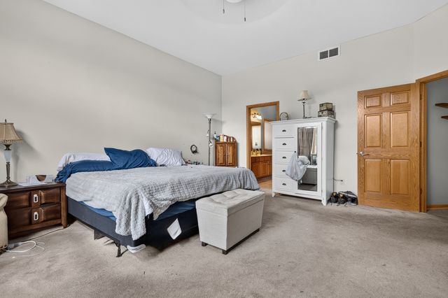 12735 Vestas Place, Belvidere, IL 61008