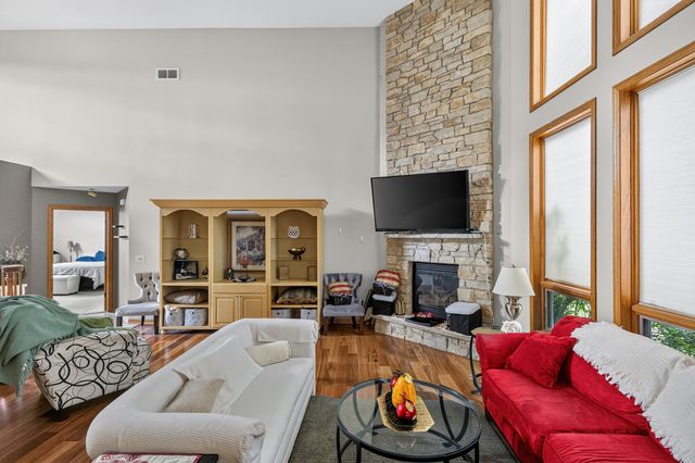 12735 Vestas Place, Belvidere, IL 61008