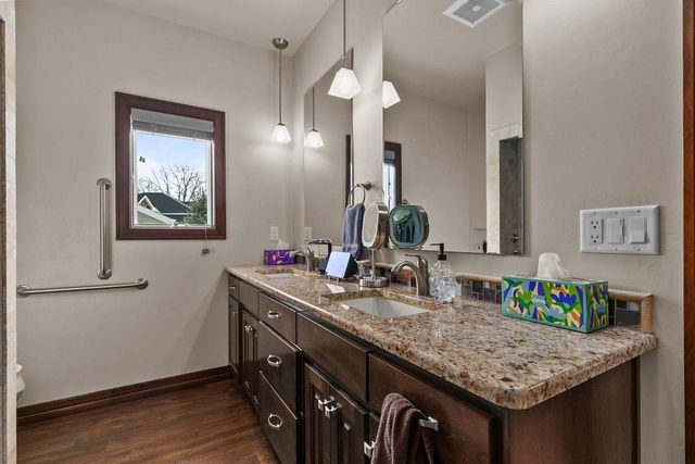 1441 AVA HOPE COURT, De Pere, WI 54115