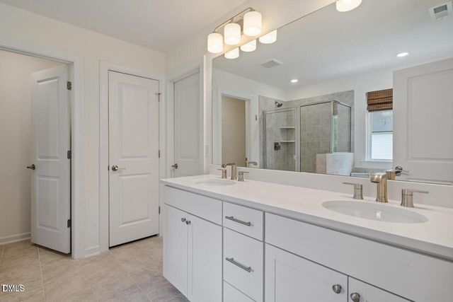 162 Hickory Grove Drive, Sanford, NC 27330