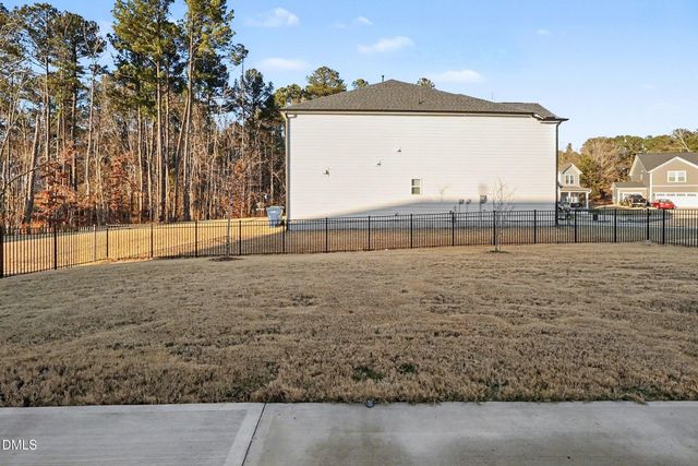 162 Hickory Grove Drive, Sanford, NC 27330