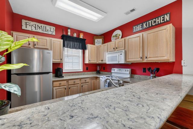 901 W Port Dr Unit 204, North Myrtle Beach, SC 29582
