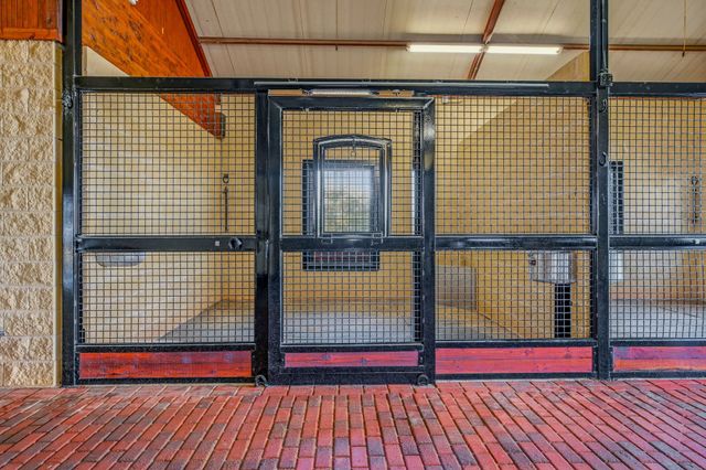 221 Silver Spur, Weatherford, TX 76087