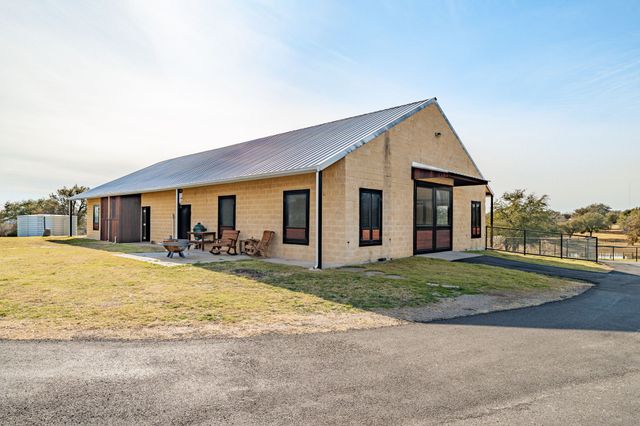 221 Silver Spur, Weatherford, TX 76087