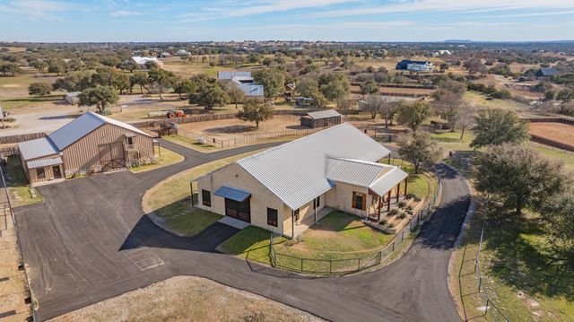 221 Silver Spur, Weatherford, TX 76087