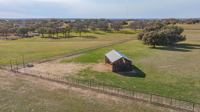 221 Silver Spur, Weatherford, TX 76087