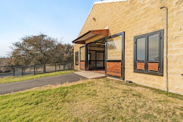 221 Silver Spur, Weatherford, TX 76087