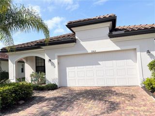 1563 Parnell CT, Naples, FL 34113
