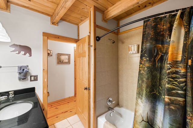 35 Noel Court, Ellijay, GA 30540