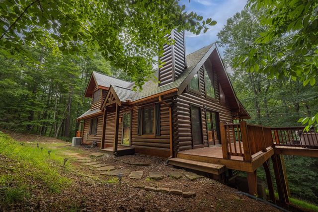 35 Noel Court, Ellijay, GA 30540