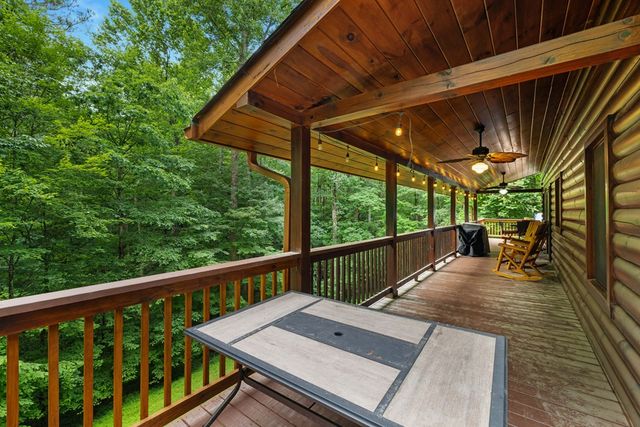 35 Noel Court, Ellijay, GA 30540
