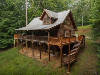 35 Noel Court, Ellijay, GA 30540