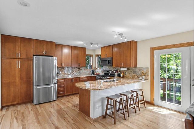5591 Huntingwood Way, Waunakee, WI 53597