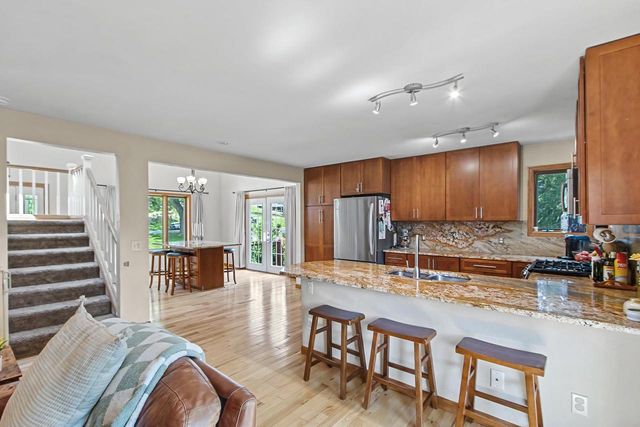 5591 Huntingwood Way, Waunakee, WI 53597
