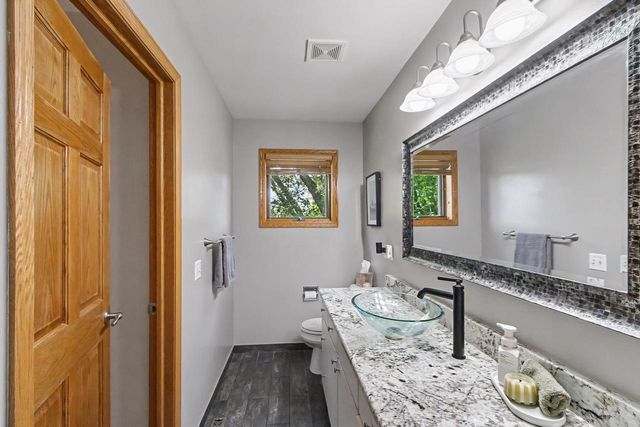 5591 Huntingwood Way, Waunakee, WI 53597