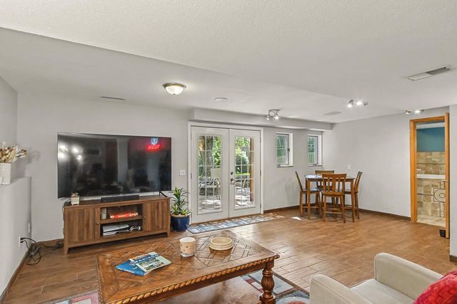5591 Huntingwood Way, Waunakee, WI 53597