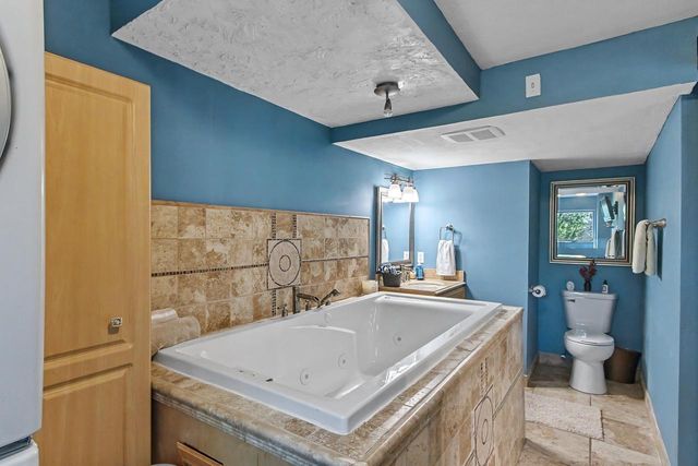 5591 Huntingwood Way, Waunakee, WI 53597