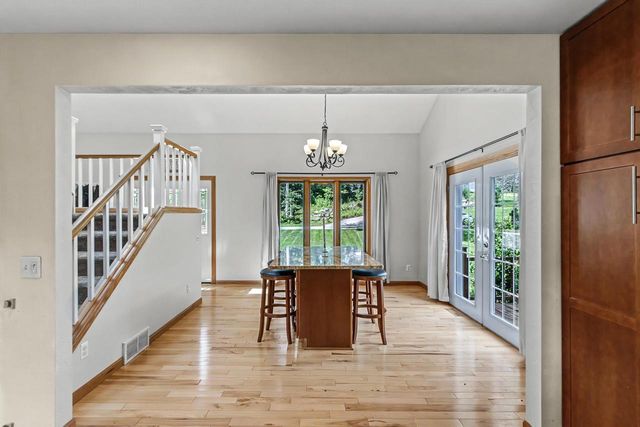 5591 Huntingwood Way, Waunakee, WI 53597