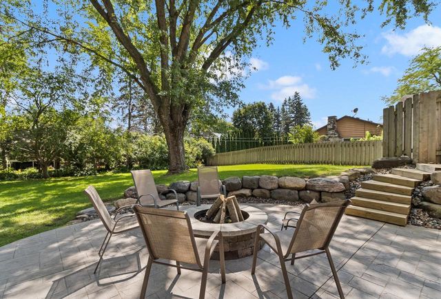 5591 Huntingwood Way, Waunakee, WI 53597