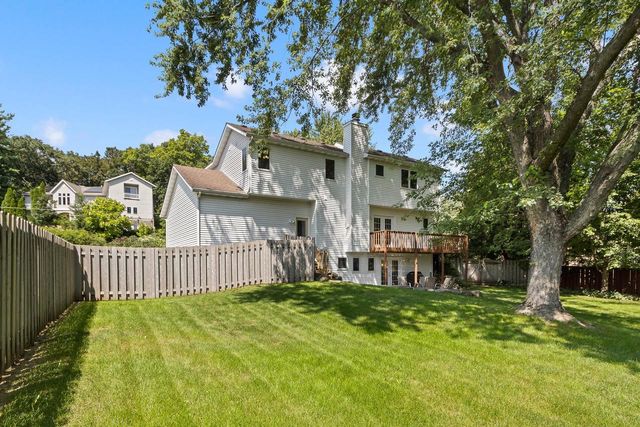 5591 Huntingwood Way, Waunakee, WI 53597