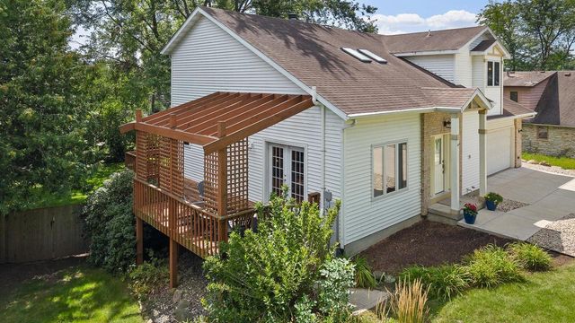 5591 Huntingwood Way, Waunakee, WI 53597