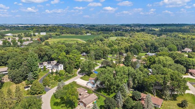 5591 Huntingwood Way, Waunakee, WI 53597