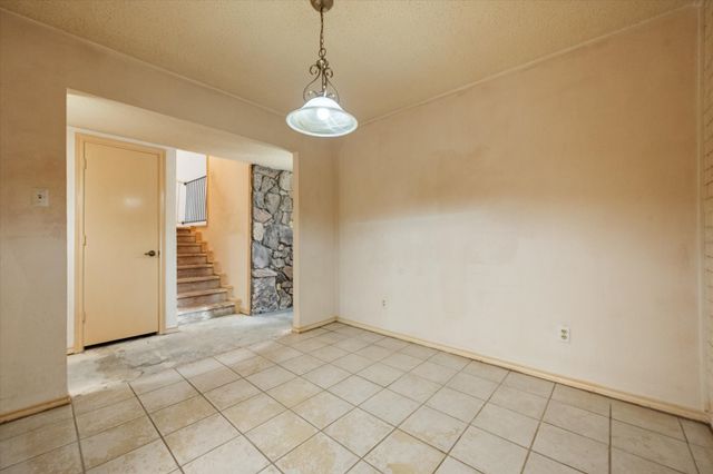 2229 Seville Court, Dalworthington Gardens, TX 76013