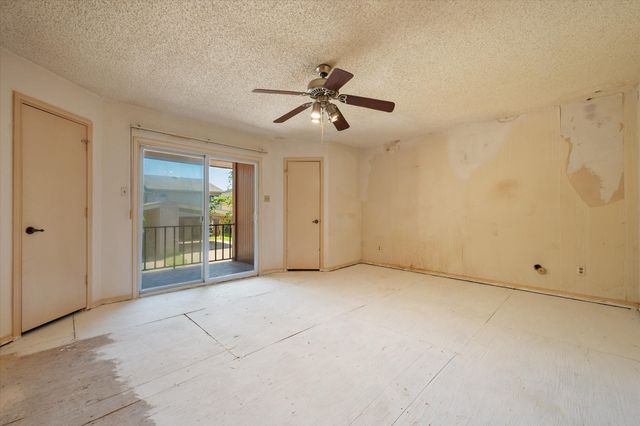 2229 Seville Court, Dalworthington Gardens, TX 76013