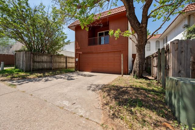 2229 Seville Court, Dalworthington Gardens, TX 76013