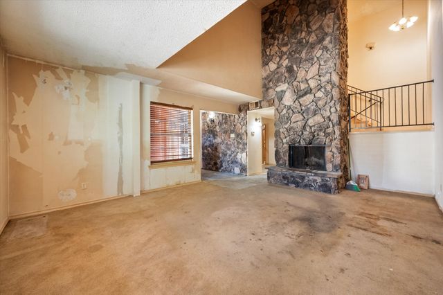 2229 Seville Court, Dalworthington Gardens, TX 76013