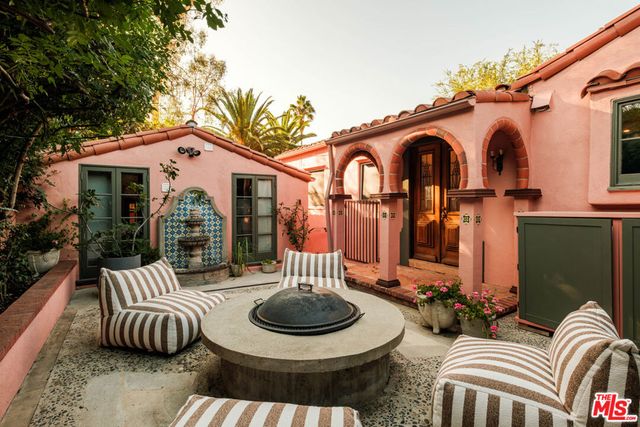 3359 Bennett Drive, Los Angeles, CA 90068