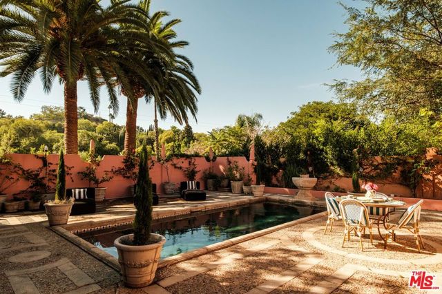 3359 Bennett Drive, Los Angeles, CA 90068