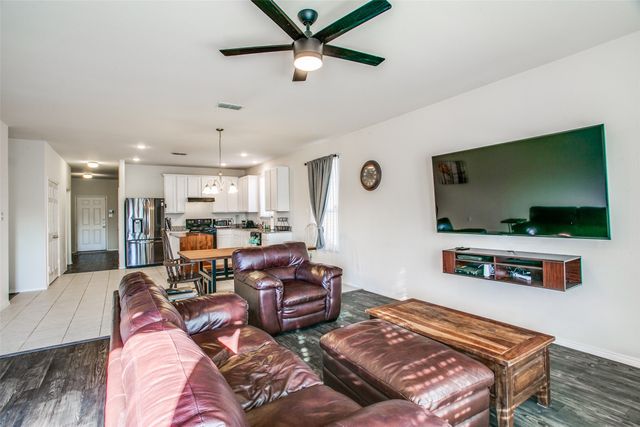 7908 Hereland Trail, Fort Worth, TX 76131