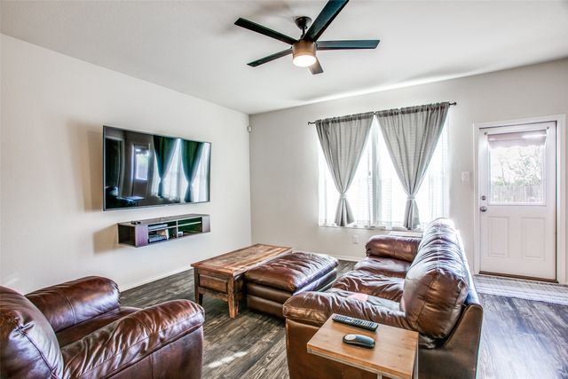 7908 Hereland Trail, Fort Worth, TX 76131