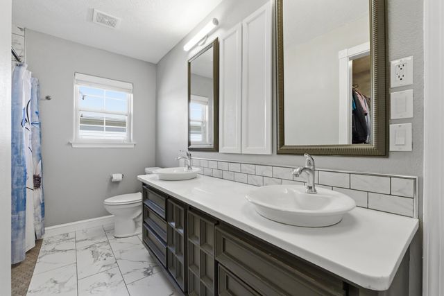 930 Brookside Drive, Marshfield, MO 65706