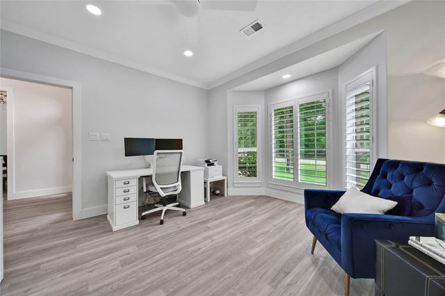 345 Ridgelake Scenic Drive, Montgomery, TX 77316